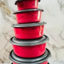 Set de 7 pozuelos plásticos redondos  