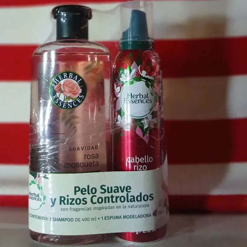 Shampoo herbal esences y una espuma modeladora