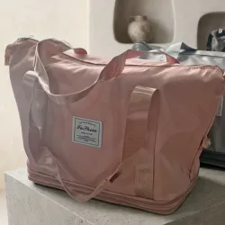 Bolso con ruedas