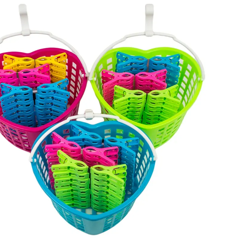 Cesta con 48 clips