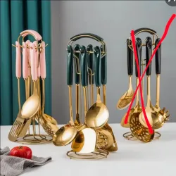 Set de cucharones dorados