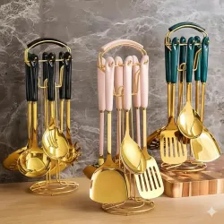 Set de cucharones dorados