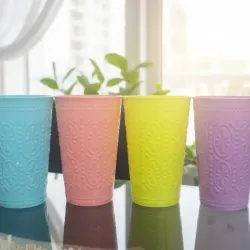 Set de vasos plásticos 