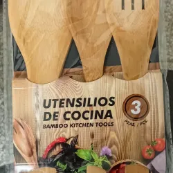 Utensilios de cocina de bambu