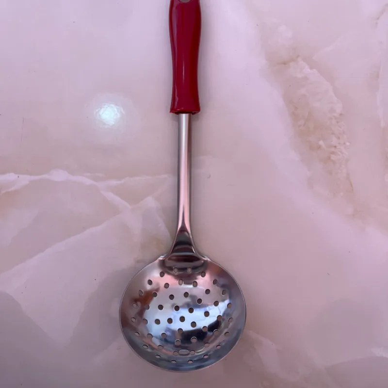 Espumadera de cocina grande 