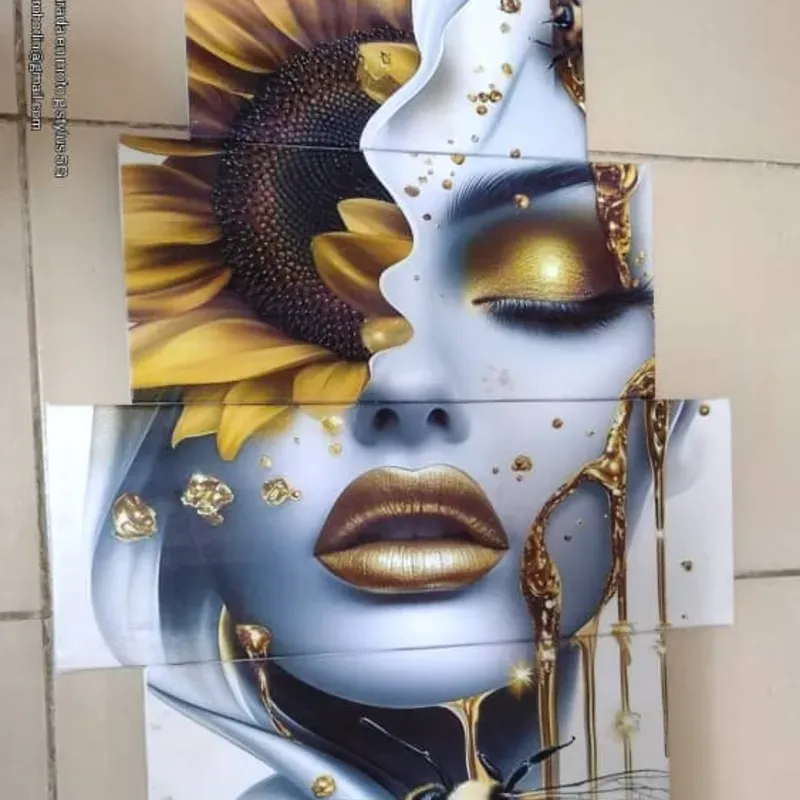 Cuadro Abstracto con Rostro de Mujer 