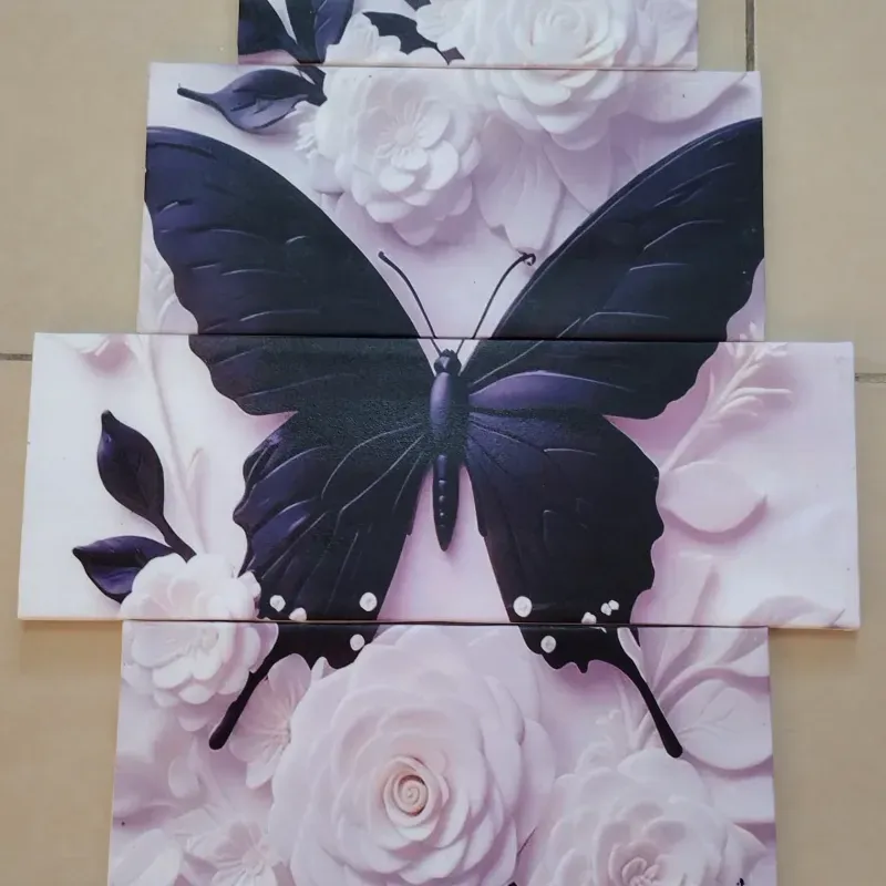 CUADRO IMPRESO EN LIENZO DE MARIPOSAS BLANCO Y NEGRO DE FORMA VERTICAL 