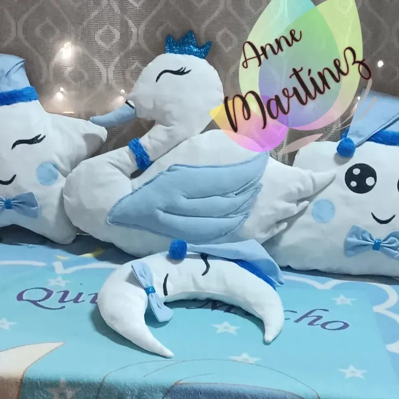 Conjunto de cuatro cojines decorativos