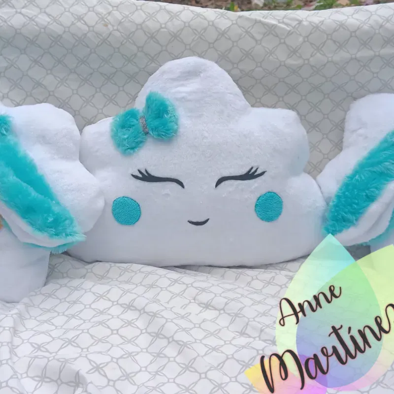 Conjunto de tres cojines decorativos