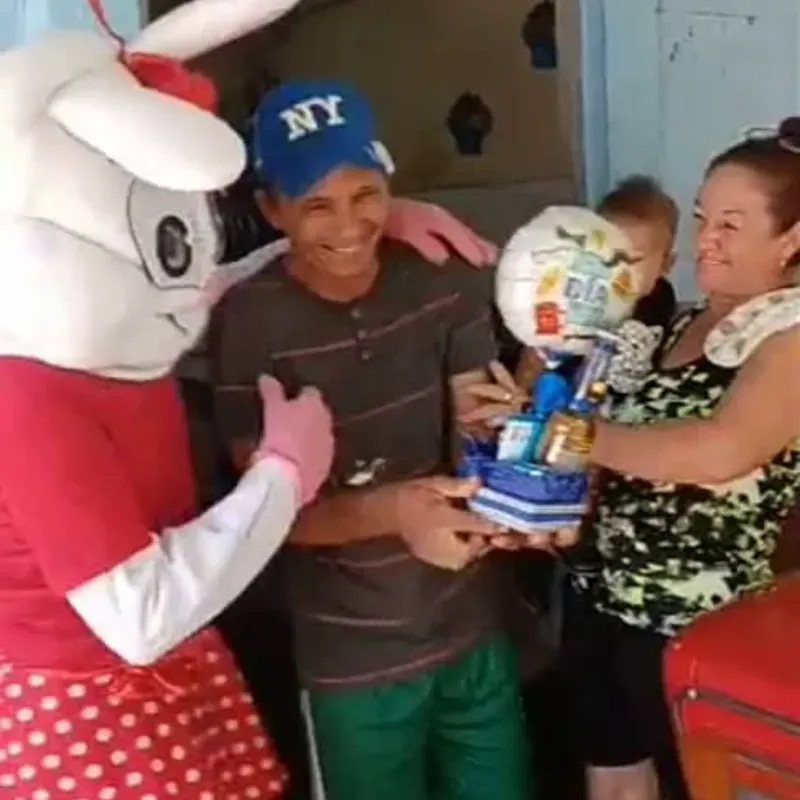CLIENTE COMPLACIDO 