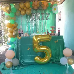 DECORACION COLOR VERDE 