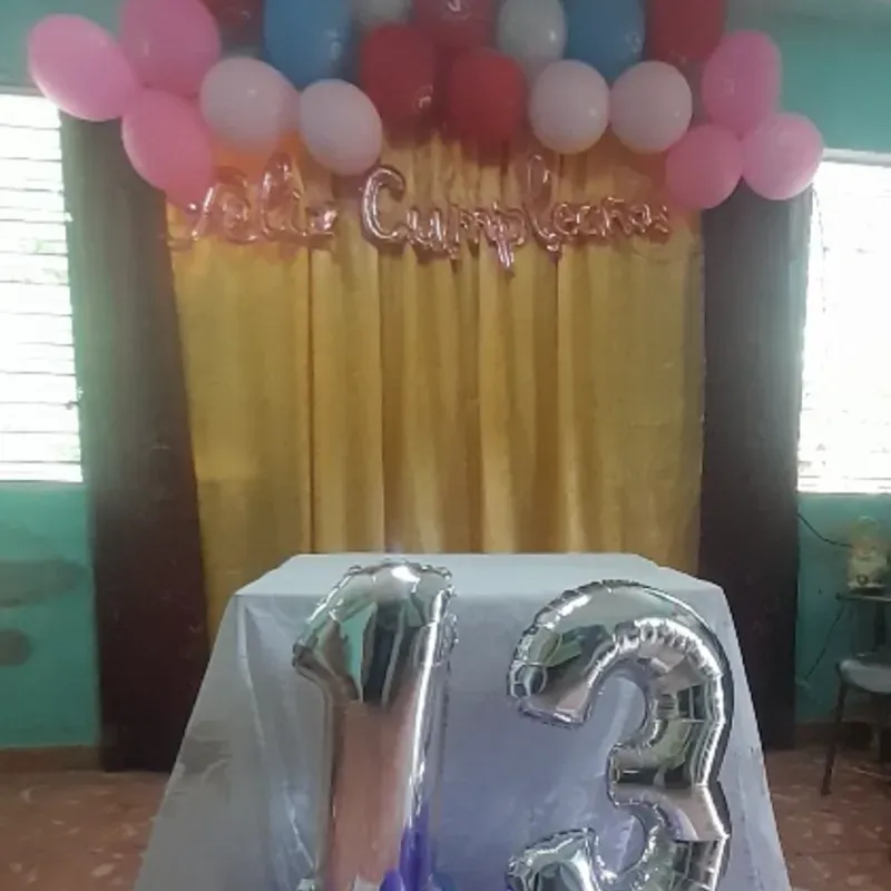 Decoracion  de 13 años 