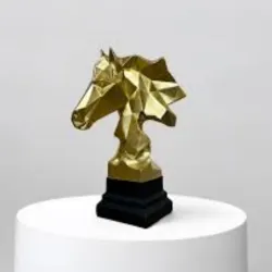 Caballo dorado