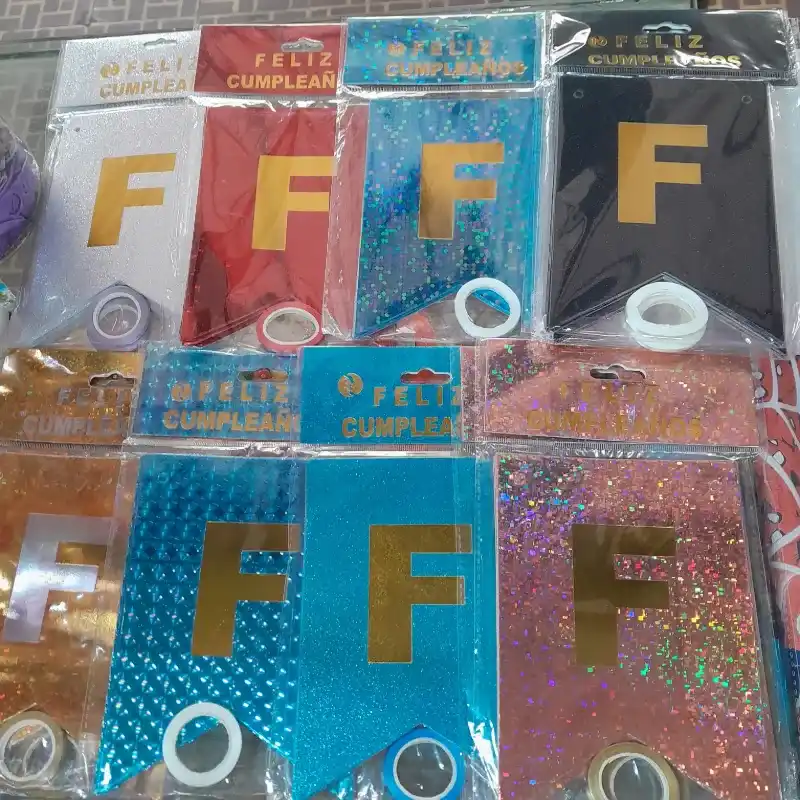 Carteles tipo banderines feliz cumpleaños 