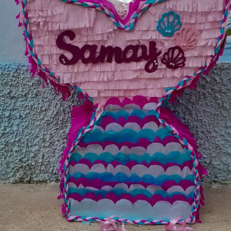 Piñata cola sirena 