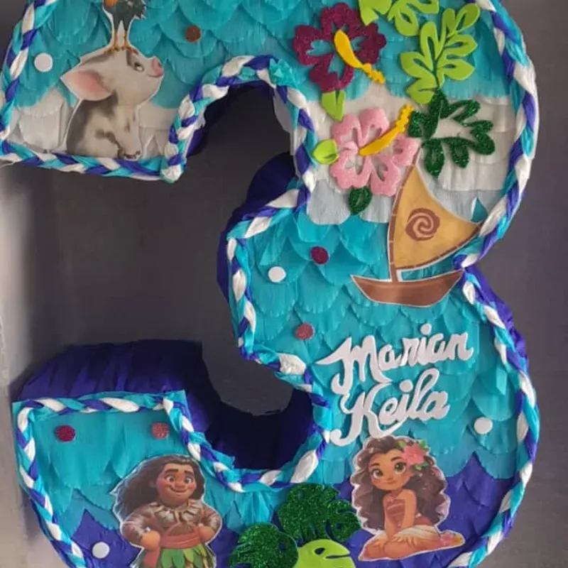 Piñata moana mediana 