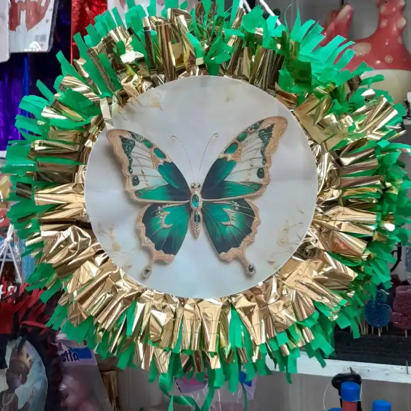 Piñatica mariposa 