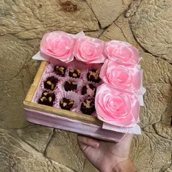 Cajita con rosas y bombones 💐🍫