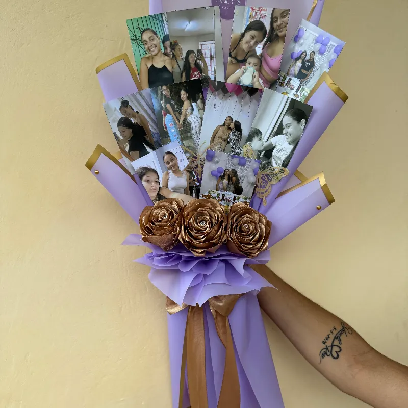 Ramo de fotos y rosas