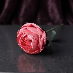 rosa abierta estilo realista (Grande)