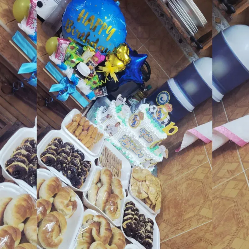 Combo para 50 personas con cake de 3 tortas y ancheta 