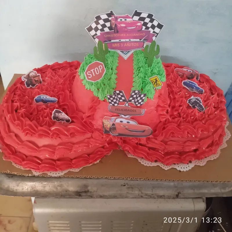 Cake con 3 panetelas de 27 cm