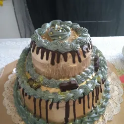Cake de 2 panetelas de 27cm y una de 23cm