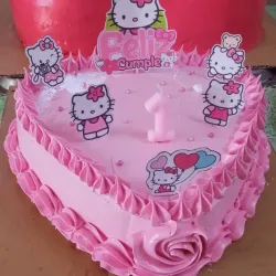 Cake en forma de corazón de 27 cm perzonalizado