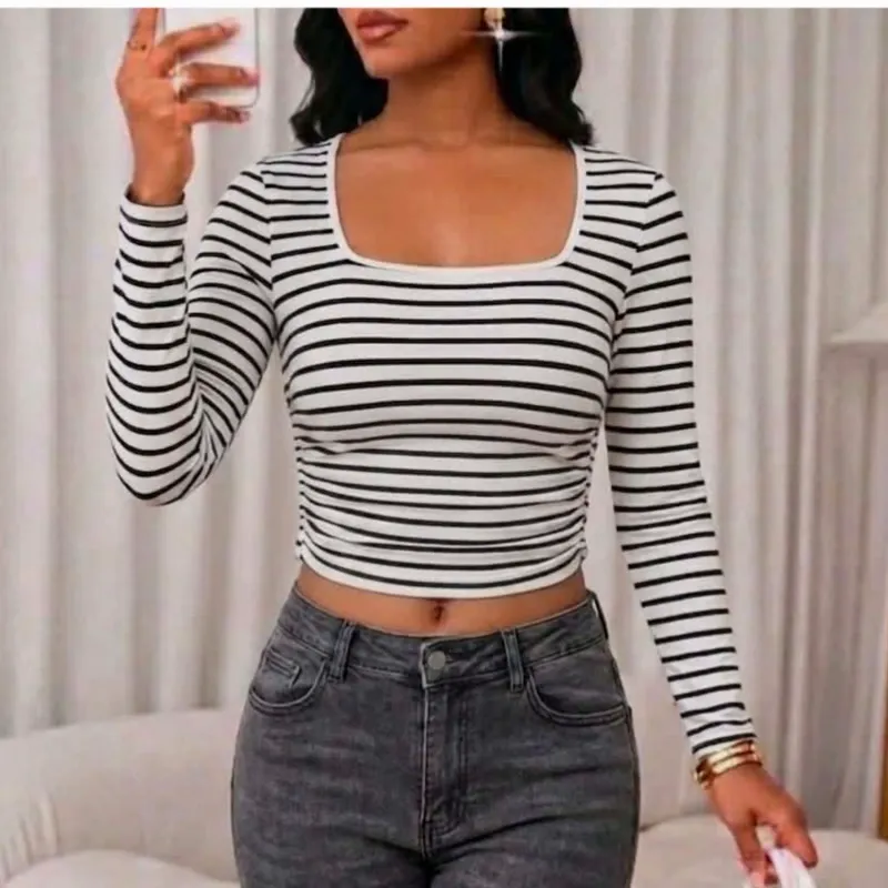Blusa de rayas y mangas