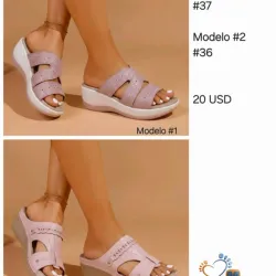 Sandalias descalzadas delicadas