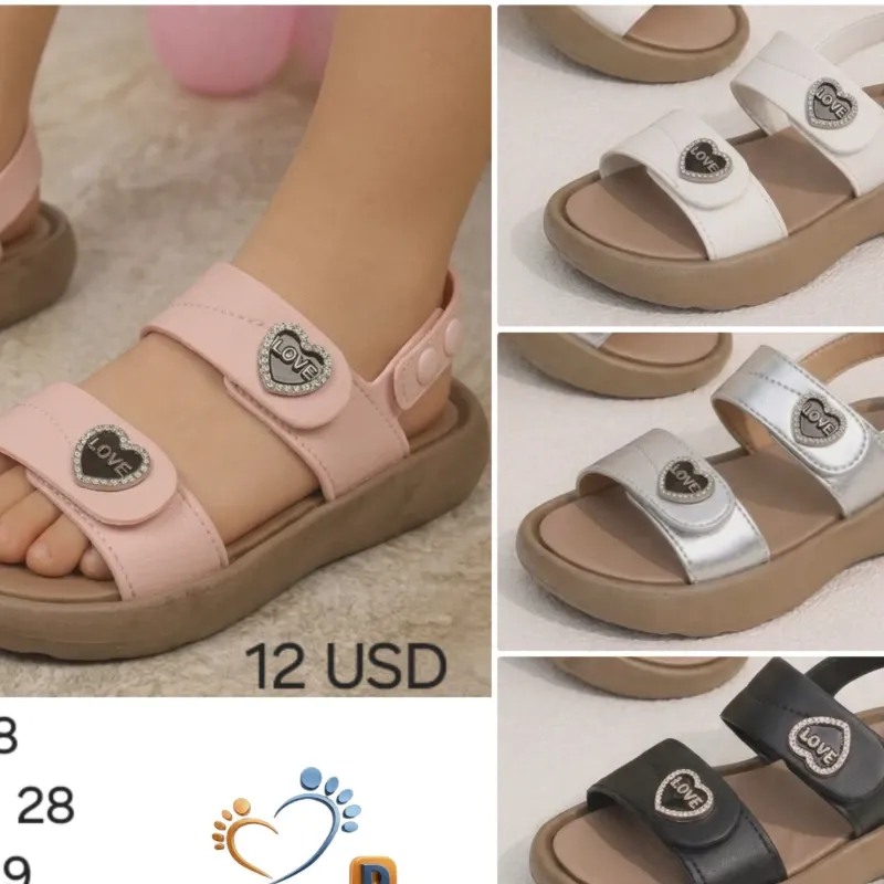 Sandalias engomadas corazón