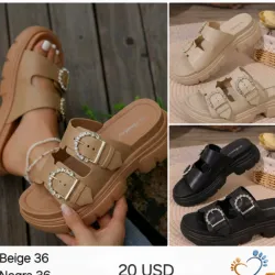Sandalias engomadas hebilla