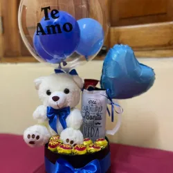 Caja con Jarra, Oso y Bombones