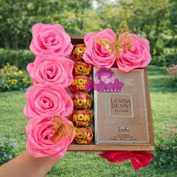 Caja con rosas, bombones y perfume de madera