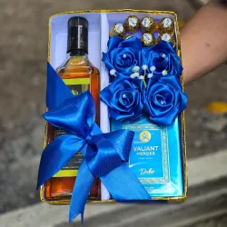 Cajita de cuadrada con Whisky Reserve 7