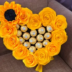 Cajita de Rosas eternas y Bombones 