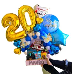 Cajitas grande con perfume , confituras y globos 