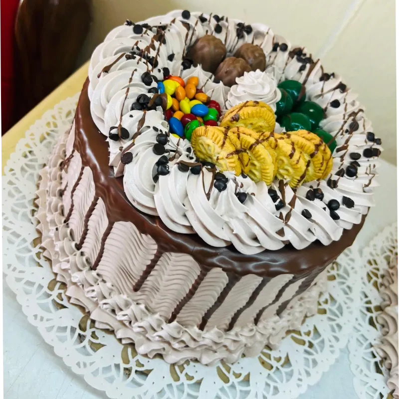 Cake cubierto de Chocolate + Confituras 🍫