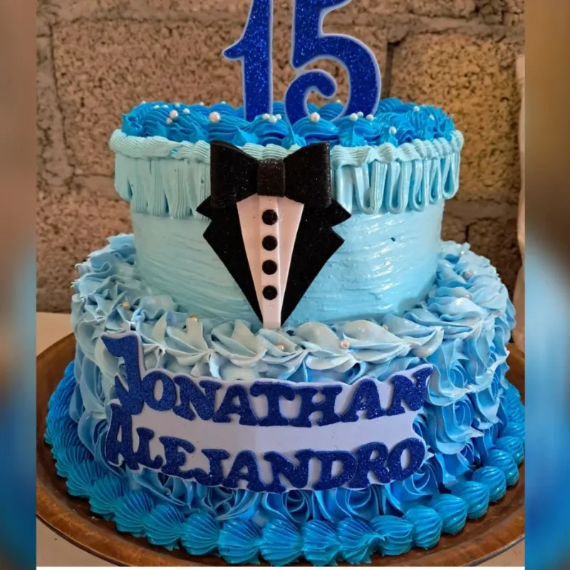 Cake de 2 Pisos temáticos