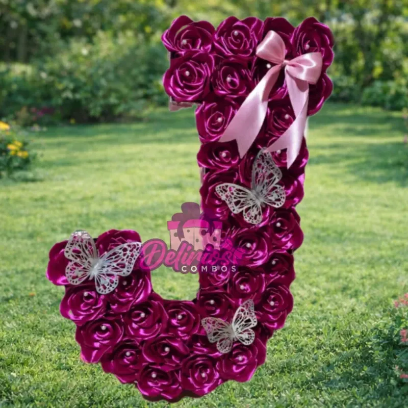 Letras Grande de rosas eternas
