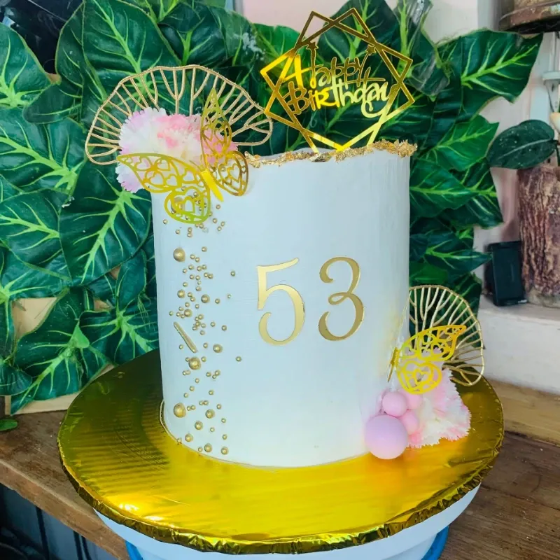 Pastel de Diseños Y altos