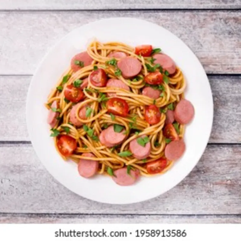 🍝 Espaguetis con pepperoni y Queso 