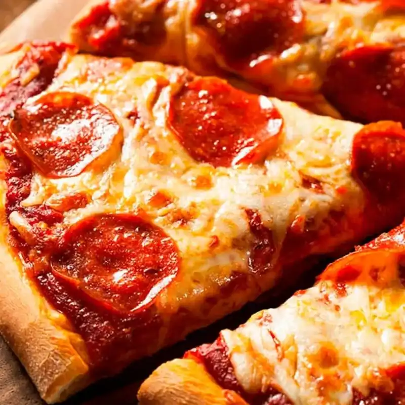 Pizza de Queso Gouda con Chorizo 