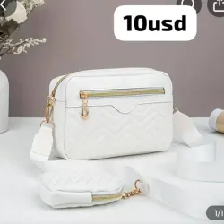 Bolso blanco con momederito