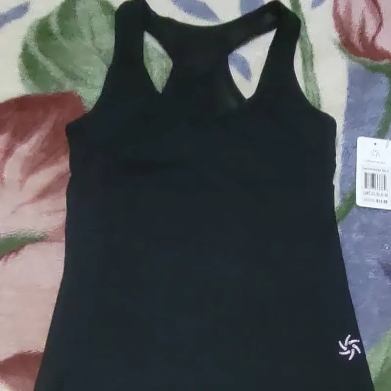 Camiseta negra