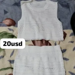 Conjunto de blusa y saya larga