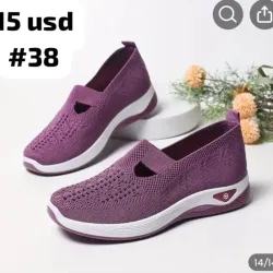 Zapatos morados 