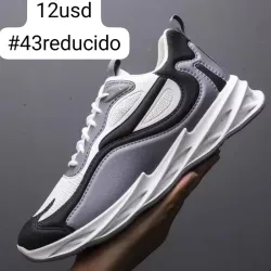 Tenis grises