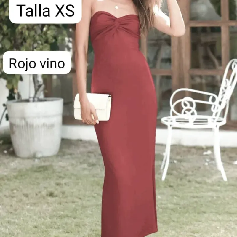 Vestido roso vino