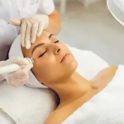 Facial Nube